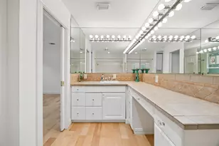101 E Northgate Dr, Irving, TX 75062 - Photo 23