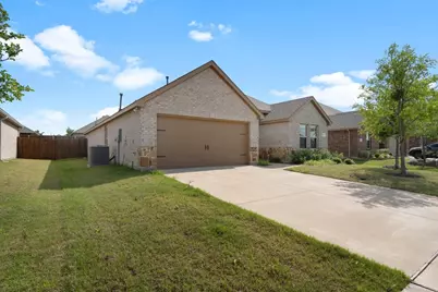917 Dewy Glen Lane, Princeton, TX 75407 - Photo 3