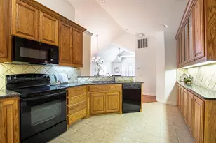 3250 Rosemeade Dr, Fort Worth, TX 76116 - Photo 13