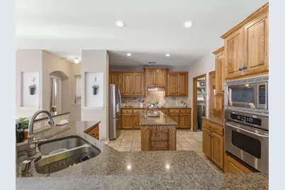 2018 Spring Creek Drive, Midlothian, TX 76065 - Photo 19