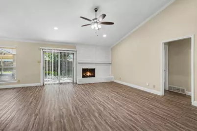 2701 Whitehurst Drive, Fort Worth, TX 76133 - Photo 9