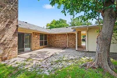 2701 Whitehurst Drive, Fort Worth, TX 76133 - Photo 29