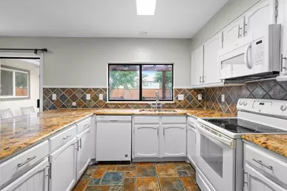 1917 E Collins Boulevard, Richardson, TX 75081 - Photo 15