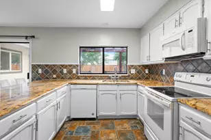 1917 E Collins Blvd, Richardson, TX 75081 - Photo 15