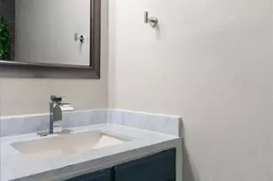 1917 E Collins Blvd, Richardson, TX 75081 - Photo 25