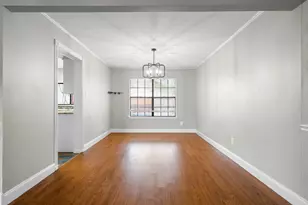 1917 E Collins Blvd, Richardson, TX 75081 - Photo 11