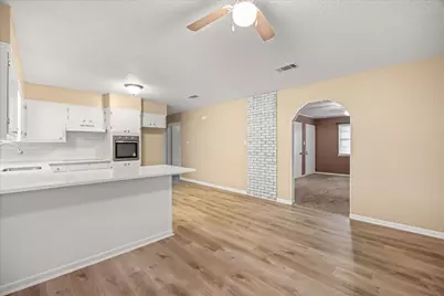 514 N Avenue W, Clifton, TX 76634 - Photo 7