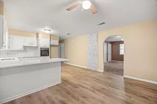 514 N Ave W, Clifton, TX 76634 - Photo 7