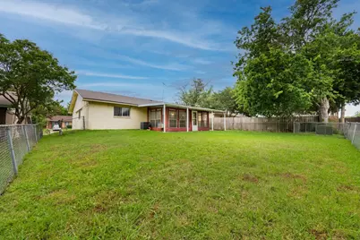 5514 Laredo Lane, Garland, TX 75043 - Photo 29
