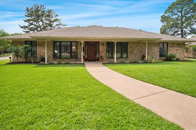1725 Venetian Circle, Arlington, TX 76013 - Photo 1