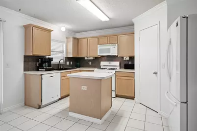 2313 Tisbury Way, Little Elm, TX 75068 - Photo 9