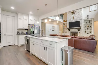 2857 Greenridge Drive, Burleson, TX 76028 - Photo 13
