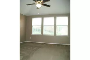 909 Starling Ln, Aubrey, TX 76227 - Photo 3