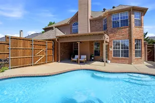 1113 Hunters Creek Dr, Carrollton, TX 75007 - Photo 3