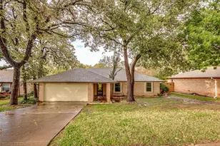 2302 Westpark Way Cir, Euless, TX 76040 - Photo 1