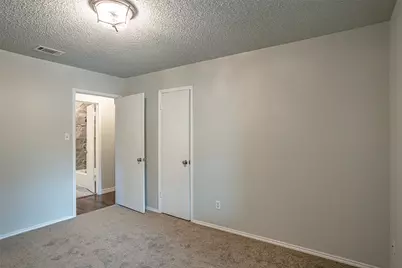 2302 Westpark Way Circle, Euless, TX 76040 - Photo 23