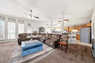 4210 Pointe Loma Drive, Rowlett, TX 75088 - Photo 9