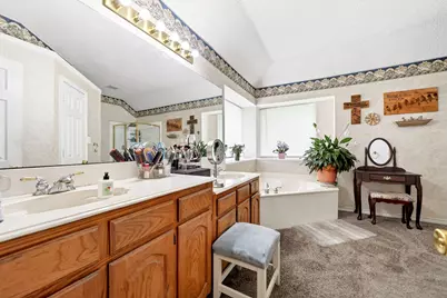 4210 Pointe Loma Drive, Rowlett, TX 75088 - Photo 13