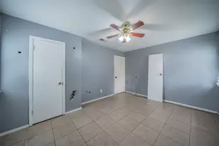 14910 Marsha Dr, Balch Springs, TX 75180 - Photo 9