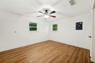 849 Wheelwood Dr, Hurst, TX 76053 - Photo 17