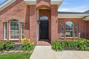 1707 Nightingale Ln, Corinth, TX 76210 - Photo 3