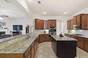 3620 Primavera Dr, Plano, TX 75074 - Photo 9