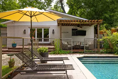 10405 Lake Gardens Drive, Dallas, TX 75218 - Photo 27