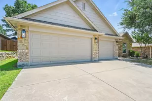 931 White Marlin Dr, Burleson, TX 76028 - Photo 3