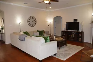 931 White Marlin Dr, Burleson, TX 76028 - Photo 7