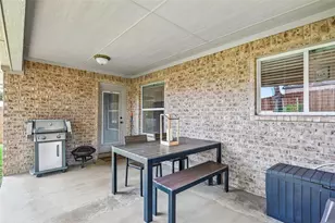 931 White Marlin Dr, Burleson, TX 76028 - Photo 33