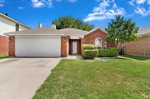 10505 Braewood Dr, Fort Worth, TX 76131 - Photo 1