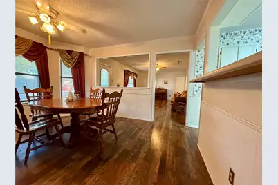 300 Denton Court, Collinsville, TX 76233 - Photo 11