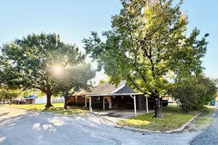 300 Denton Ct, Collinsville, TX 76233 - Photo 1