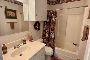 300 Denton Ct, Collinsville, TX 76233 - Photo 19