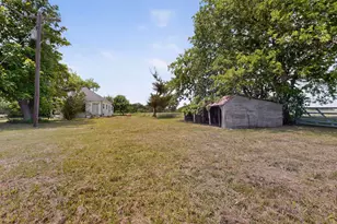 1391 Fm 3427, Greenville, TX 75401 - Photo 33