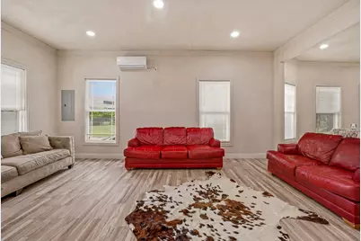 314 N Harding Street, Fort Worth, TX 76102 - Photo 5