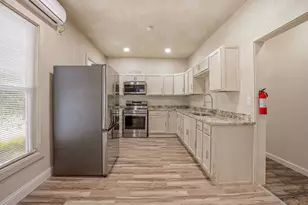314 N Harding St, Fort Worth, TX 76102 - Photo 11