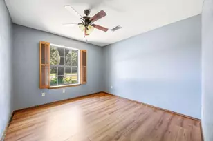 612 Doaks Dr, Runaway Bay, TX 76426 - Photo 17