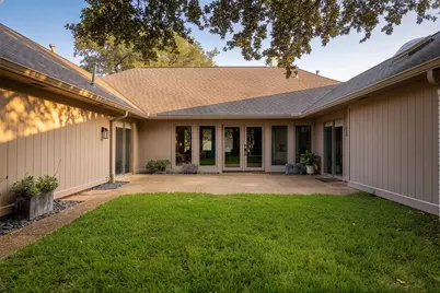 9535 Viewside Drive, Dallas, TX 75231 - Photo 21