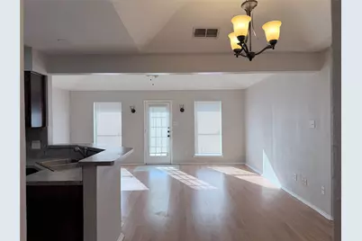 918 Gwinnett Circle, Arlington, TX 76017 - Photo 3