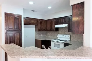 918 Gwinnett Cir, Arlington, TX 76017 - Photo 5