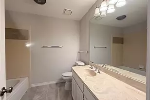 918 Gwinnett Cir, Arlington, TX 76017 - Photo 13