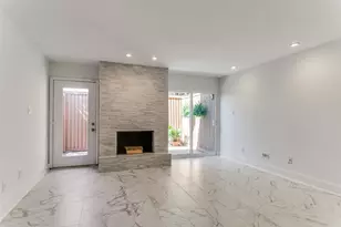 2725 Hood St, Dallas, TX 75219 - Photo 3