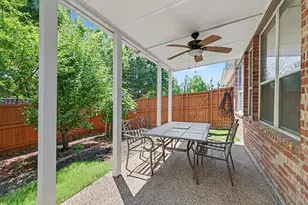 9895 Carriage Hill Ln, Frisco, TX 75035 - Photo 39