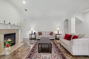 9895 Carriage Hill Ln, Frisco, TX 75035 - Photo 9
