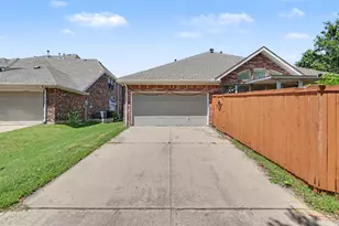 9895 Carriage Hill Ln, Frisco, TX 75035 - Photo 37