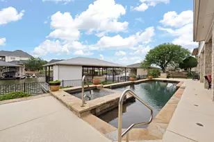 2705 Harborside Dr, Granbury, TX 76048 - Photo 3