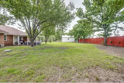 3323 Dasher Street, Lancaster, TX 75146 - Photo 31