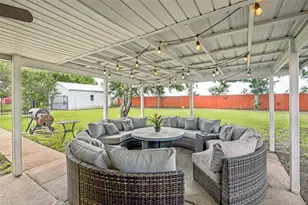 3323 Dasher St, Lancaster, TX 75146 - Photo 29