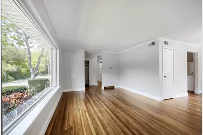 11016 Lippitt Avenue, Dallas, TX 75218 - Photo 7
